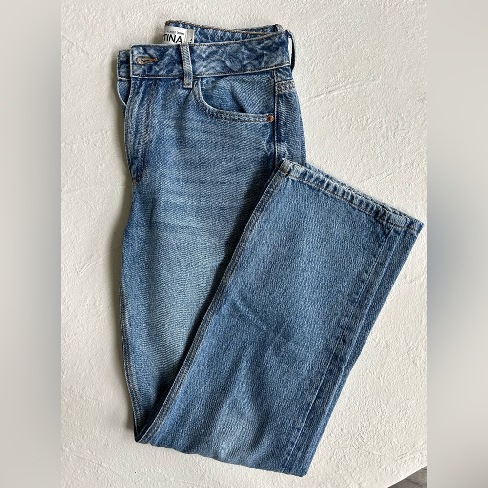 Dynamite Justina Straight Leg Jeans Size 27